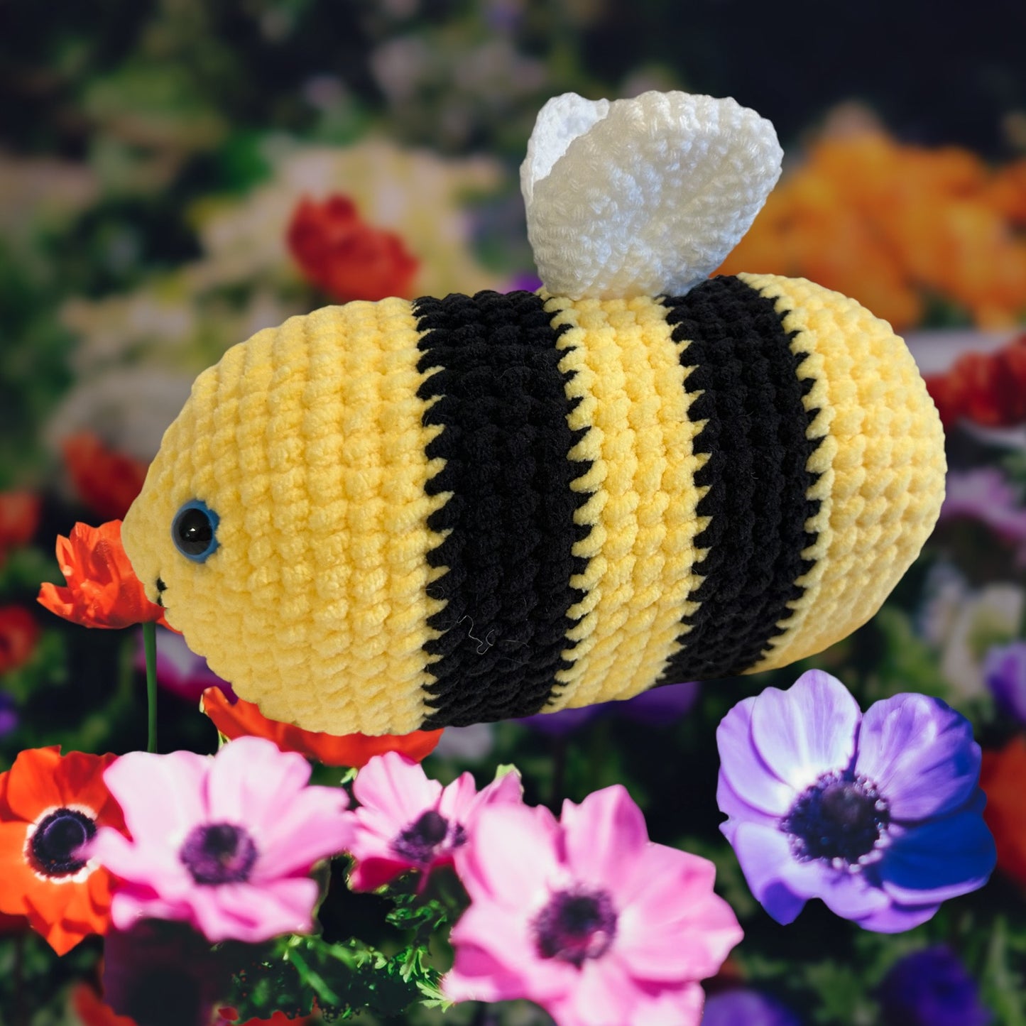 Soft Amigurumi Bee